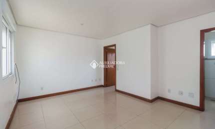 Apartamento com 2 quartos para alugar na Rua Coronel Neves, 463, Medianeira, Porto Alegre, 60 m2 por R$ 1.500