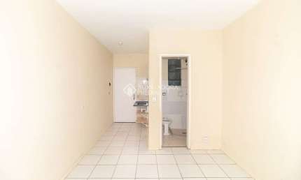 Apartamento com 1 quarto para alugar na Avenida Senador Salgado Filho, 327, Centro Histórico, Porto Alegre, 20 m2 por R$ 750