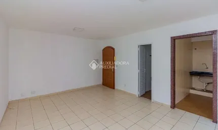 Apartamento com 1 quarto para alugar na rua duque de caxias, 1390, centro histórico, porto alegre, 27 m2 por r$ 1.150