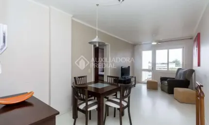 Apartamento com 2 quartos para alugar na Rua Demétrio Ribeiro, 815, Centro Histórico, Porto Alegre, 56 m2 por R$ 1.500