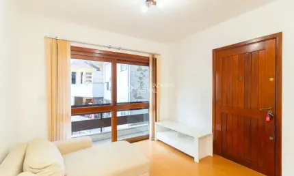 Apartamento com 2 quartos para alugar na avenida lavras, 200, petrópolis, porto alegre, 73 m2 por r$ 3.900