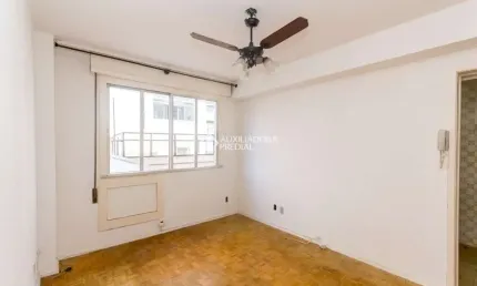 Apartamento com 1 quarto para alugar na avenida cristóvão colombo, 1248, floresta, porto alegre, 51 m2 por r$ 1.700