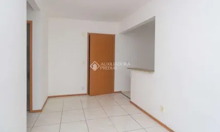 Apartamento com 2 quartos para alugar na Avenida João Ferreira Jardim, 138, Parque Santa Fé, Porto Alegre, 48 m2 por R$ 900