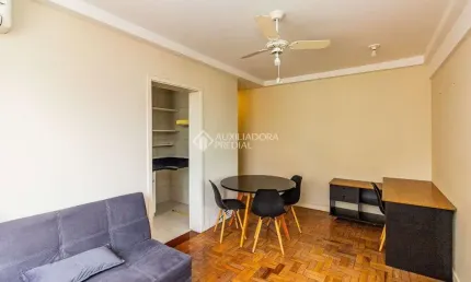 Apartamento com 1 quarto para alugar na avenida independência, 482, independência, porto alegre, 77 m2 por r$ 2.300