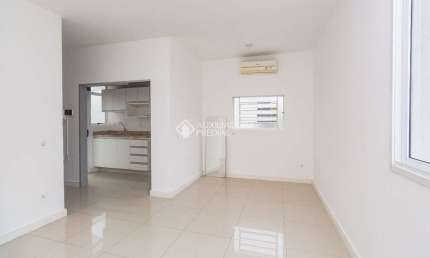 Apartamento com 1 quarto para alugar na Rua Vinte e Quatro de Outubro, 843, Moinhos de Vento, Porto Alegre, 30 m2 por R$ 1.700