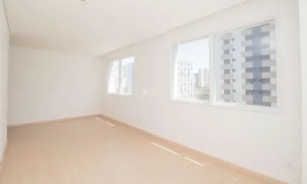 Apartamento com 1 quarto para alugar na Avenida Loureiro da Silva, 1835, Cidade Baixa, Porto Alegre, 34 m2 por R$ 1.900
