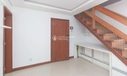 Cobertura com 2 quartos para alugar na rua carlos trein filho, 130, auxiliadora, porto alegre, 128 m2 por r$ 5.200
