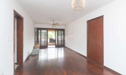 Apartamento com 3 quartos para alugar na Avenida Panamericana, 931, Jardim Lindóia, Porto Alegre, 176 m2 por R$ 2.500