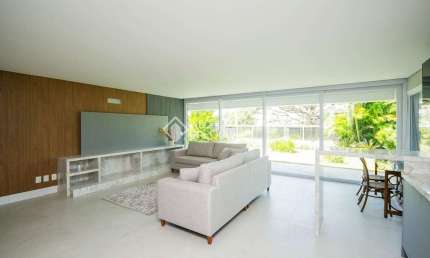Apartamento com 3 quartos para alugar na Avenida Guaíba, 4602, Vila Assunção, Porto Alegre, 317 m2 por R$ 19.000