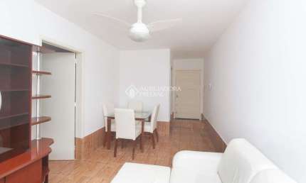 Apartamento com 1 quarto para alugar na Rua Lasar Segall, 570, São Sebastião, Porto Alegre, 50 m2 por R$ 1.100