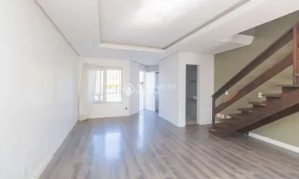 Casa em condomínio fechado com 3 quartos para alugar na rua martin luther king, 131, são sebastião, porto alegre, 212 m2 por r$ 3.400
