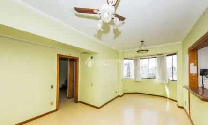 Apartamento com 2 quartos para alugar na Avenida Independência, 813, Independência, Porto Alegre, 83 m2 por R$ 2.000