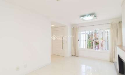 Casa em condomínio fechado com 4 quartos para alugar na Rua Adão Pinheiro da Silva, 525, Ipanema, Porto Alegre, 290 m2 por R$ 7.000