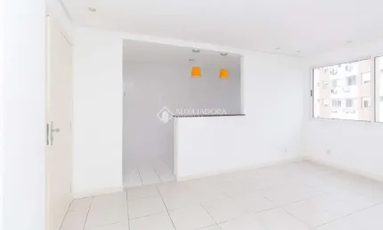 Apartamento com 3 quartos para alugar na Avenida Dom Cláudio José Gonçalves Ponce de Leão, 140, Vila Ipiranga, Porto Alegre, 65 m2 por R$ 2.650