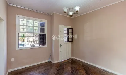 Casa em condomínio fechado com 2 quartos para alugar na avenida bahia, 287, navegantes, porto alegre, 90 m2 por r$ 3.000