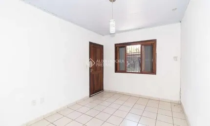 Casa em condomínio fechado com 2 quartos para alugar na rua capitão pedroso, 801, restinga, porto alegre, 100 m2 por r$ 1.800