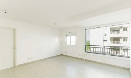 Apartamento com 2 quartos para alugar na Rua Airton Ferreira da Silva, 295, Humaitá, Porto Alegre, 65 m2 por R$ 2.300