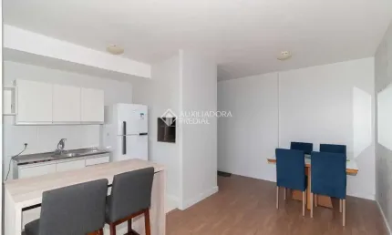 Apartamento com 2 quartos para alugar na Rua Airton Ferreira da Silva, 295, Humaitá, Porto Alegre, 65 m2 por R$ 2.800