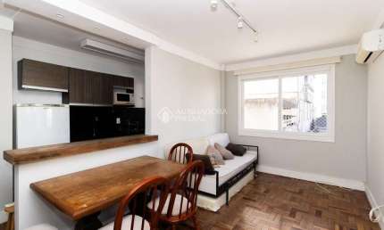 Apartamento com 1 quarto para alugar na Avenida Independência, 482, Independência, Porto Alegre, 42 m2 por R$ 2.150