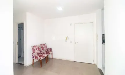 Apartamento com 2 quartos para alugar na Rua Airton Ferreira da Silva, 225, Humaitá, Porto Alegre, 51 m2 por R$ 2.000