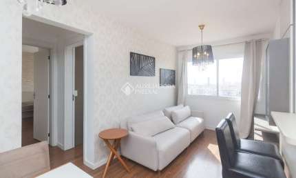 Apartamento com 2 quartos para alugar na Avenida José Aloísio Filho, 255, Humaitá, Porto Alegre, 50 m2 por R$ 2.200