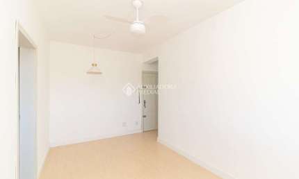 Apartamento com 2 quartos para alugar na Avenida Professor Oscar Pereira, 1220, Azenha, Porto Alegre, 62 m2 por R$ 1.800