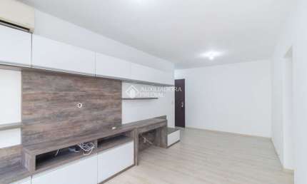 Apartamento com 2 quartos para alugar na Avenida América, 121, Auxiliadora, Porto Alegre, 67 m2 por R$ 1.800