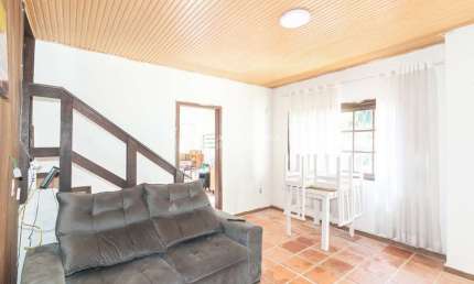 Casa em condomínio fechado com 3 quartos para alugar na Estrada Antônio Borges, 1684, Belém Velho, Porto Alegre, 7736 m2 por R$ 5.000