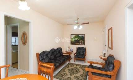 Apartamento com 2 quartos para alugar na Rua Padre Hildebrando, 585, Santa Maria Goretti, Porto Alegre, 90 m2 por R$ 1.980