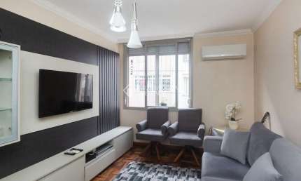 Apartamento com 2 quartos para alugar na Rua Gaston Englert, 760, Vila Ipiranga, Porto Alegre, 75 m2 por R$ 2.700