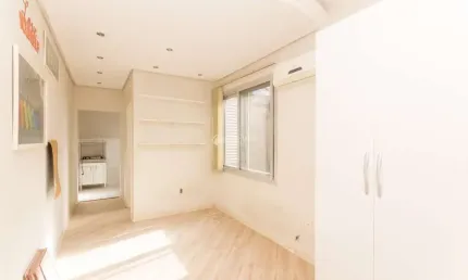 Kitnet / Stúdio para alugar na Rua General Lima e Silva, 407, Cidade Baixa, Porto Alegre, 25 m2 por R$ 1.000