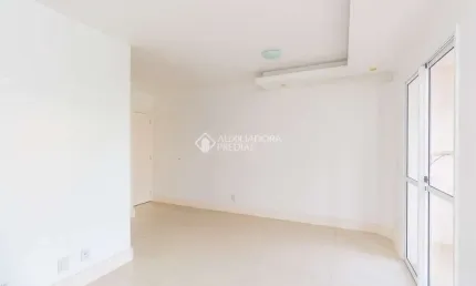 Apartamento com 3 quartos para alugar na Avenida José Aloísio Filho, 411, Humaitá, Porto Alegre, 67 m2 por R$ 1.850