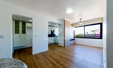 Apartamento com 3 quartos para alugar na Avenida Padre Cacique, 470, Praia de Belas, Porto Alegre, 86 m2 por R$ 3.600