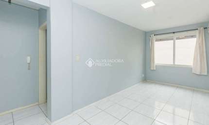 Apartamento com 1 quarto para alugar na Rua Silva Jardim, 475, Auxiliadora, Porto Alegre, 53 m2 por R$ 2.250