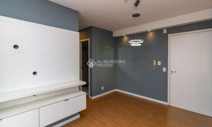 Apartamento com 2 quartos para alugar na Rua Airton Ferreira da Silva, 295, Humaitá, Porto Alegre, 50 m2 por R$ 2.600