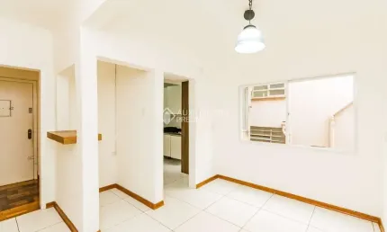 Apartamento com 3 quartos para alugar na Avenida Cristóvão Colombo, 2075, Floresta, Porto Alegre, 85 m2 por R$ 2.200