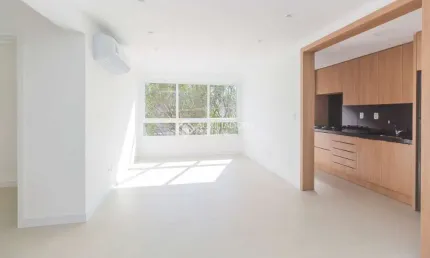 Apartamento com 2 quartos para alugar na Rua Paulo Setúbal, 134, Passo da Areia, Porto Alegre, 79 m2 por R$ 3.800