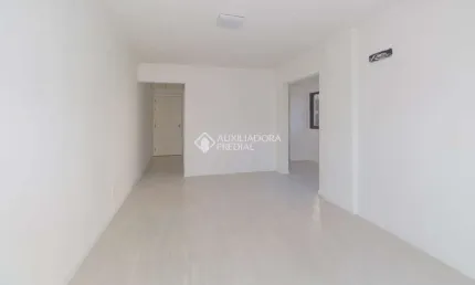 Apartamento com 2 quartos para alugar na rua coronel feijó, 984, são joão, porto alegre, 79 m2 por r$ 4.200