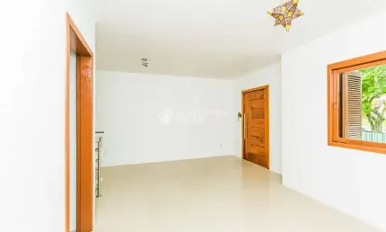 Casa em condomínio fechado com 4 quartos para alugar na Rua Irmão Inocêncio Luís, 259, Jardim Itu Sabará, Porto Alegre, 290 m2 por R$ 3.000