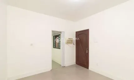 Kitnet / stúdio para alugar na avenida getúlio vargas, 293, menino deus, porto alegre, 26 m2 por r$ 1.900