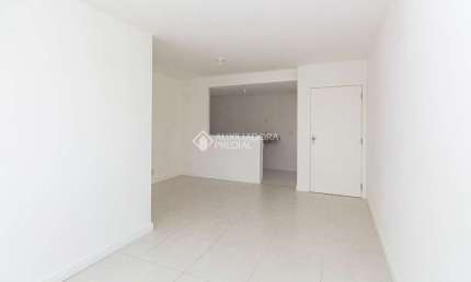 Apartamento com 3 quartos para alugar na Avenida Dom Cláudio José Gonçalves Ponce de Leão, 240, Vila Ipiranga, Porto Alegre, 69 m2 por R$ 2.800