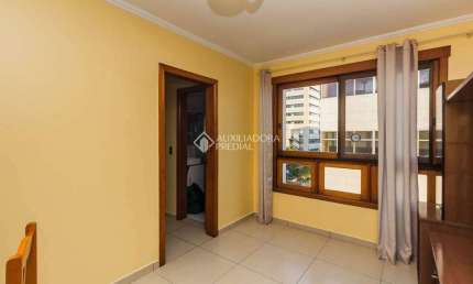 Cobertura com 2 quartos para alugar na Rua Celeste Gobbato, 213, Praia de Belas, Porto Alegre, 108 m2 por R$ 4.400