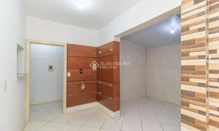 Apartamento com 2 quartos para alugar na avenida ipiranga, 8433, partenon, porto alegre, 40 m2 por r$ 900