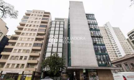 Sala comercial para alugar na Praça Dom Feliciano, 78, Centro Histórico, Porto Alegre, 49 m2 por R$ 1.600