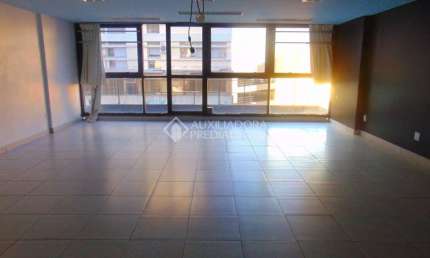 Sala comercial para alugar na Rua dos Andradas, 1248, Centro Histórico, Porto Alegre, 102 m2 por R$ 2.300
