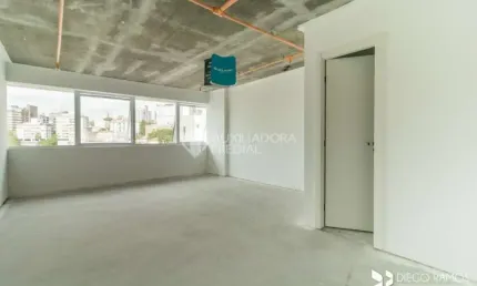 Sala comercial para alugar na Rua Ramiro Barcelos, 630, Floresta, Porto Alegre, 38 m2 por R$ 1.500