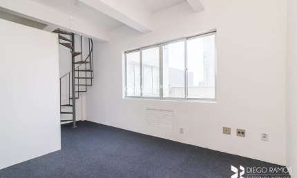 Sala comercial para alugar na Rua Jari, 85, Passo da Areia, Porto Alegre, 36 m2 por R$ 800