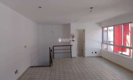 Ponto comercial para alugar na Rua Doutor Armando Barbedo, 490, Tristeza, Porto Alegre, 62 m2 por R$ 1.874