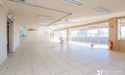 Sala comercial para alugar na Rua General Câmara, 156, Centro Histórico, Porto Alegre, 381 m2 por R$ 6.481