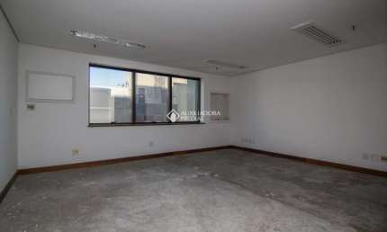 Sala comercial para alugar na Rua Doutor Florêncio Ygartua, 270, Moinhos de Vento, Porto Alegre, 37 m2 por R$ 1.803